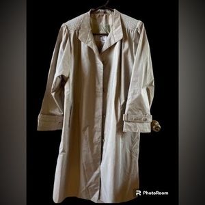 Worthington Rain Coat‎